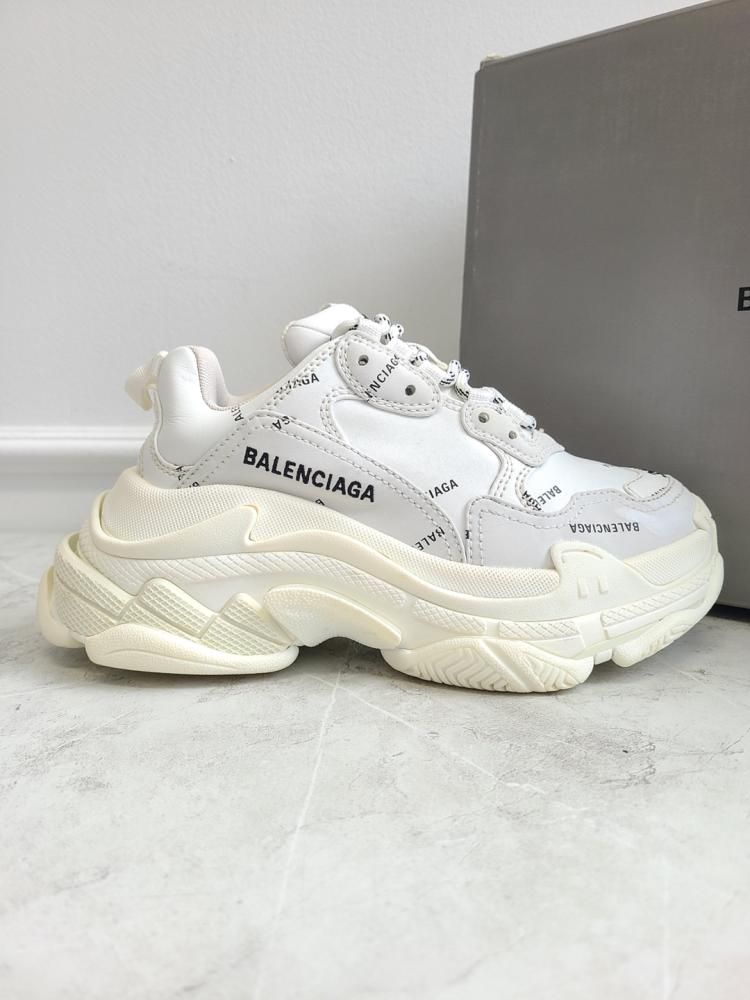 37 size【累積売上総額第１位】BALENCIAGA スニーカー TRIPLE S 1710837977935-d67ff79b-6369-