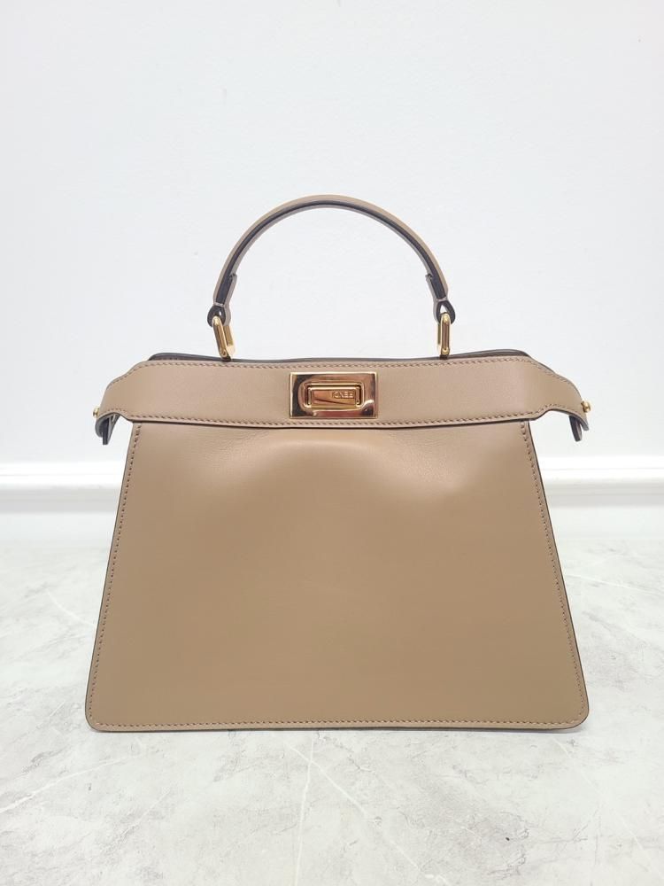 Fendi Peekaboo Small Shoulder Tobacco Shoulder Bag 2023