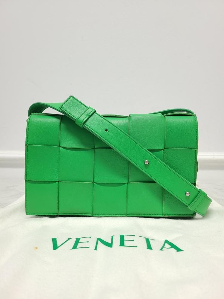Shop Bottega Veneta - Bang Bang Intrecciato Leather