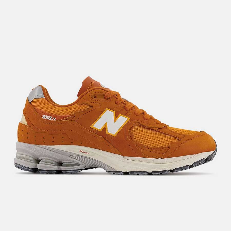 뉴발란스(New Balance) | 뉴발란스 2002R 빈티지 오렌지 마리골드 M2002RDE | 트렌비