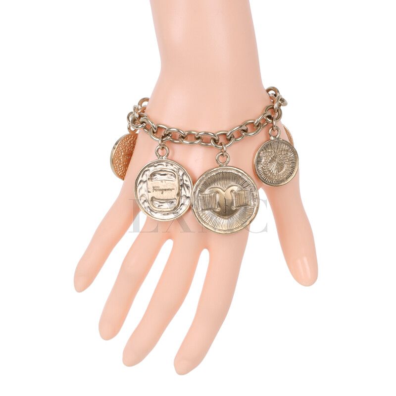 FERRAGAMO 327984724428001 関税送料込 Salvatore Ferragamo Vintage Chain Bracelet with Coin Pendant