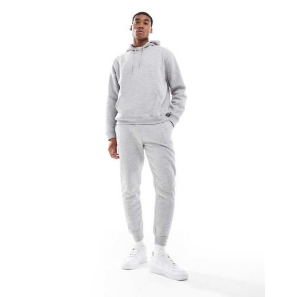 Hoodie and sweatpants online