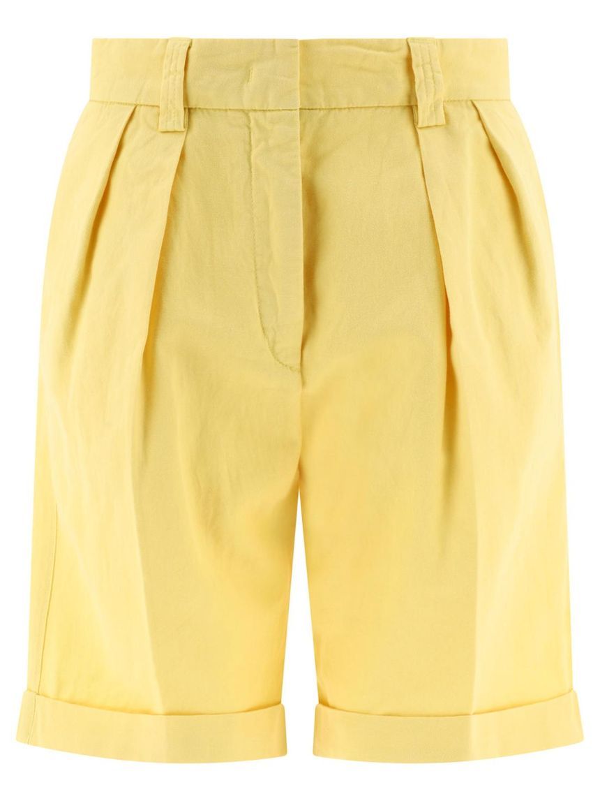 0210 Pleated shorts