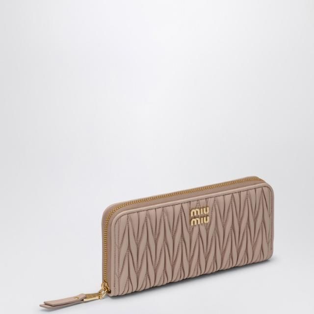 [T56]미우미우 5ML5062FPP 여성 악세서리 지갑 월렛 중지갑 반지갑 장지갑 Miu Miu Powder matelassA© leather zip around wallet