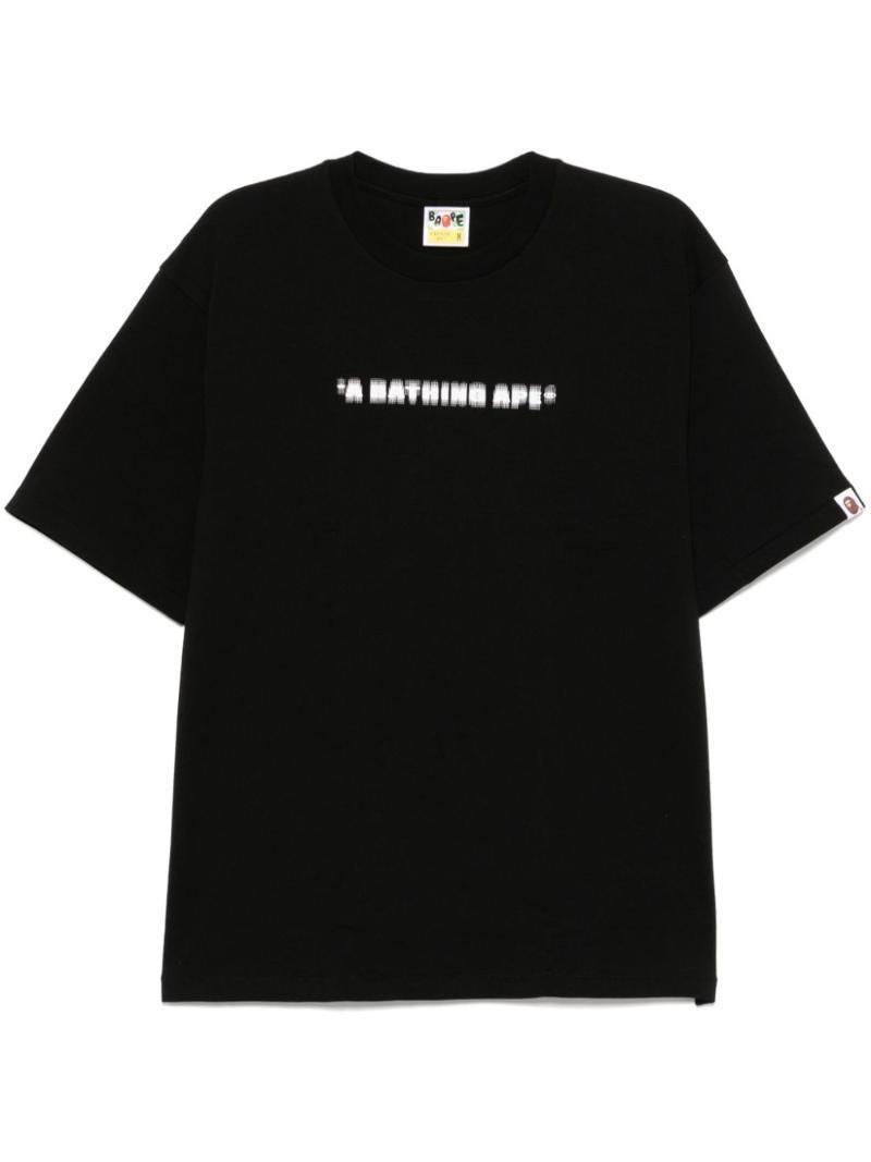 A BATHING APE® 픽셀 로고 티셔츠 001TEK801342M