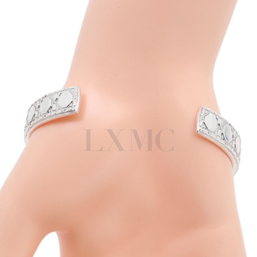Dior Icon Cannage Bangle Silver Bracelet B2164HOMST Dior Icon Cannage Bangle Silver Bracelet B2164HOMST
