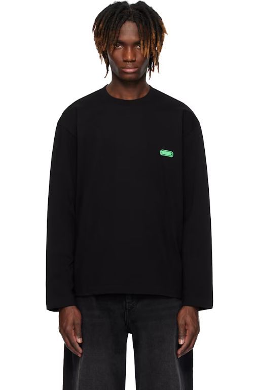 [솔리드옴므]Black Crack Back Logo Long Sleeve T shirt 251221M213041