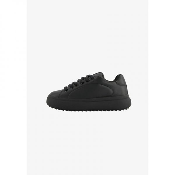 5149240 Bershka CHUNKY SOLE - Trainers black