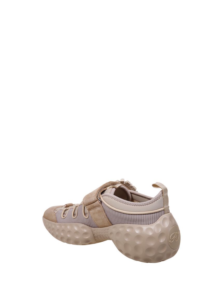 25SS 로저 비비에 VIV 런 LIGHT STRASS TREKKING SNEAKER RVW63738940UBE1V34
