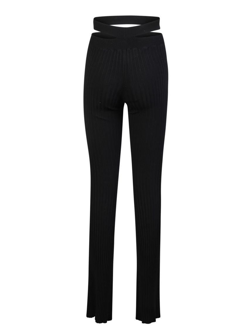 22FW ANDREADAMO Ribbed trousers by ANDREÄDAMO. The 브랜드 presents a subtle erotic-chic vein through the garments, which we could call elegant naturismv ADFW22PA06770473