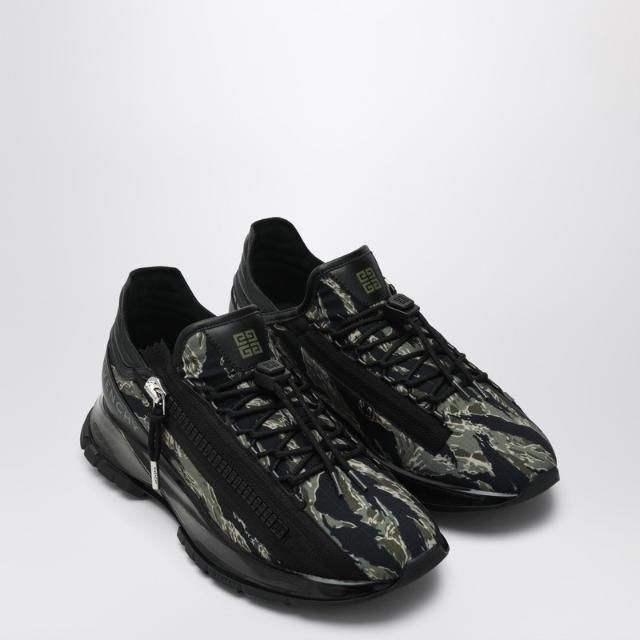 GIVENCHY 위장 무늬가 들어간 스니커 스펙터 BH00AFH1UV/Q_GIV-016