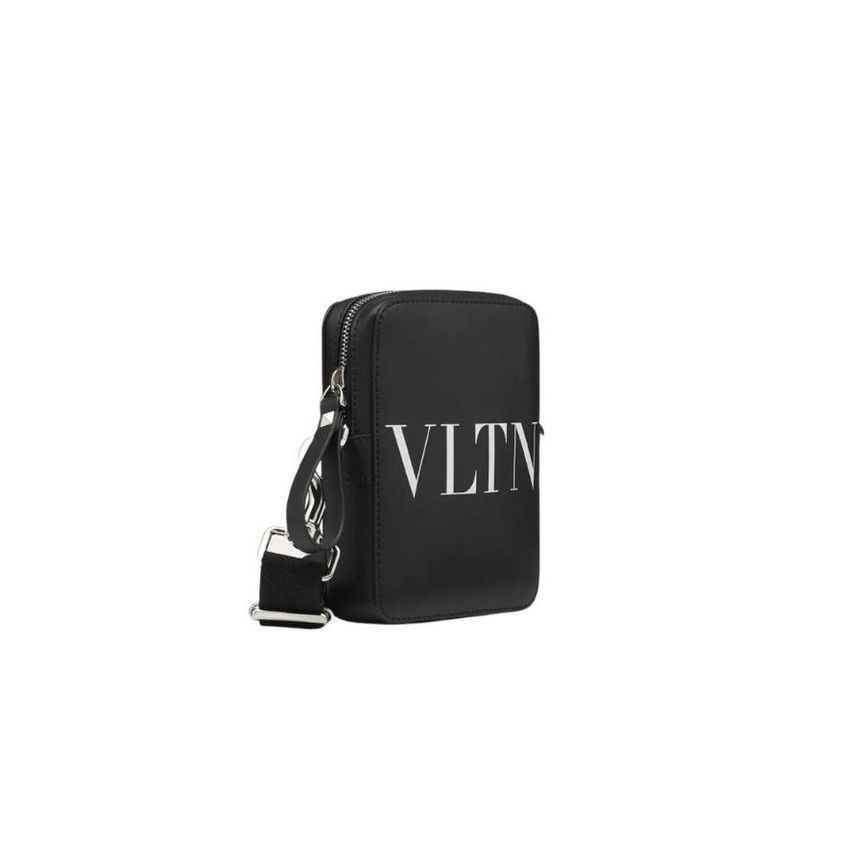 발렌티노 스몰 VLTN 레더 크로스바디백 블랙 화이트 B0943WJW0NI JP8