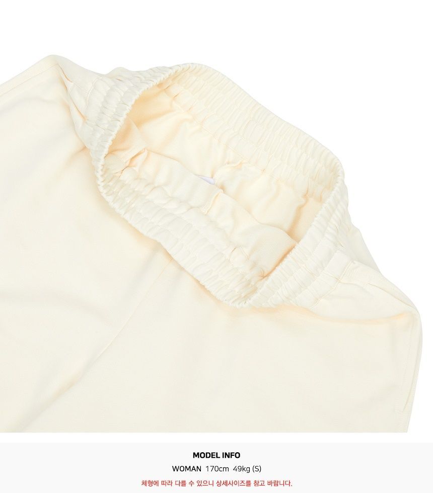 Moncler Women's Shorts 8H00011 89A1K 034 134563144 | eBay