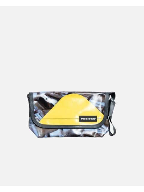 프라이탁(FREITAG) | F421 SLEEVE FOR LAPTOP 15 0014 SS25 슬리브 랩탑 15인치 파우치 | 트렌비