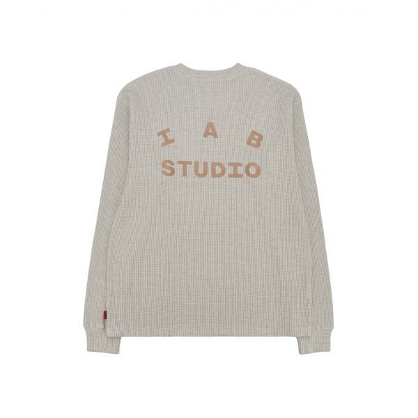 아이앱 스튜디오 x 던전밥 와플 롱슬리브 오트밀 IAB Studio x Delicious in Dungeon Waffle Long Sleeve Oatmeal