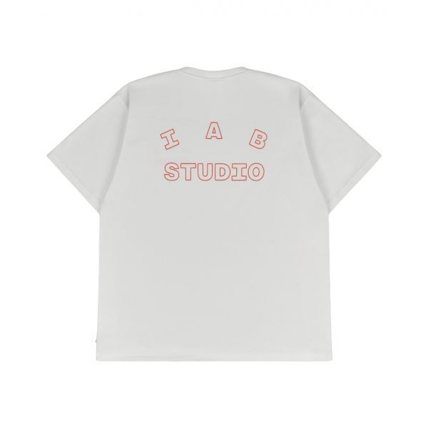 아이앱 스튜디오 라인 로고 티셔츠 화이트 오렌지 IAB Studio Line Logo T-Shirt White Orange