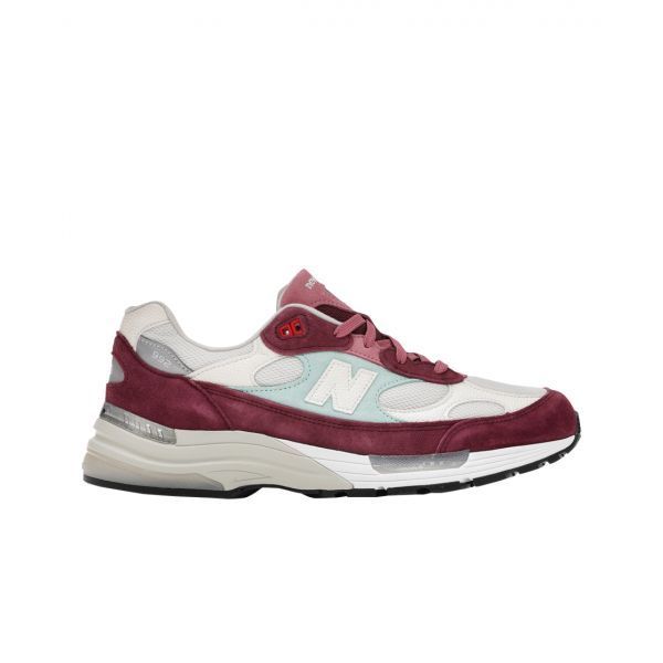 뉴발란스 x 키스 992 메이드 인 USA 키쓰마스 버건디 리프 New Balance x Kith 992 Made in USA Kithmas Burgundy Reef