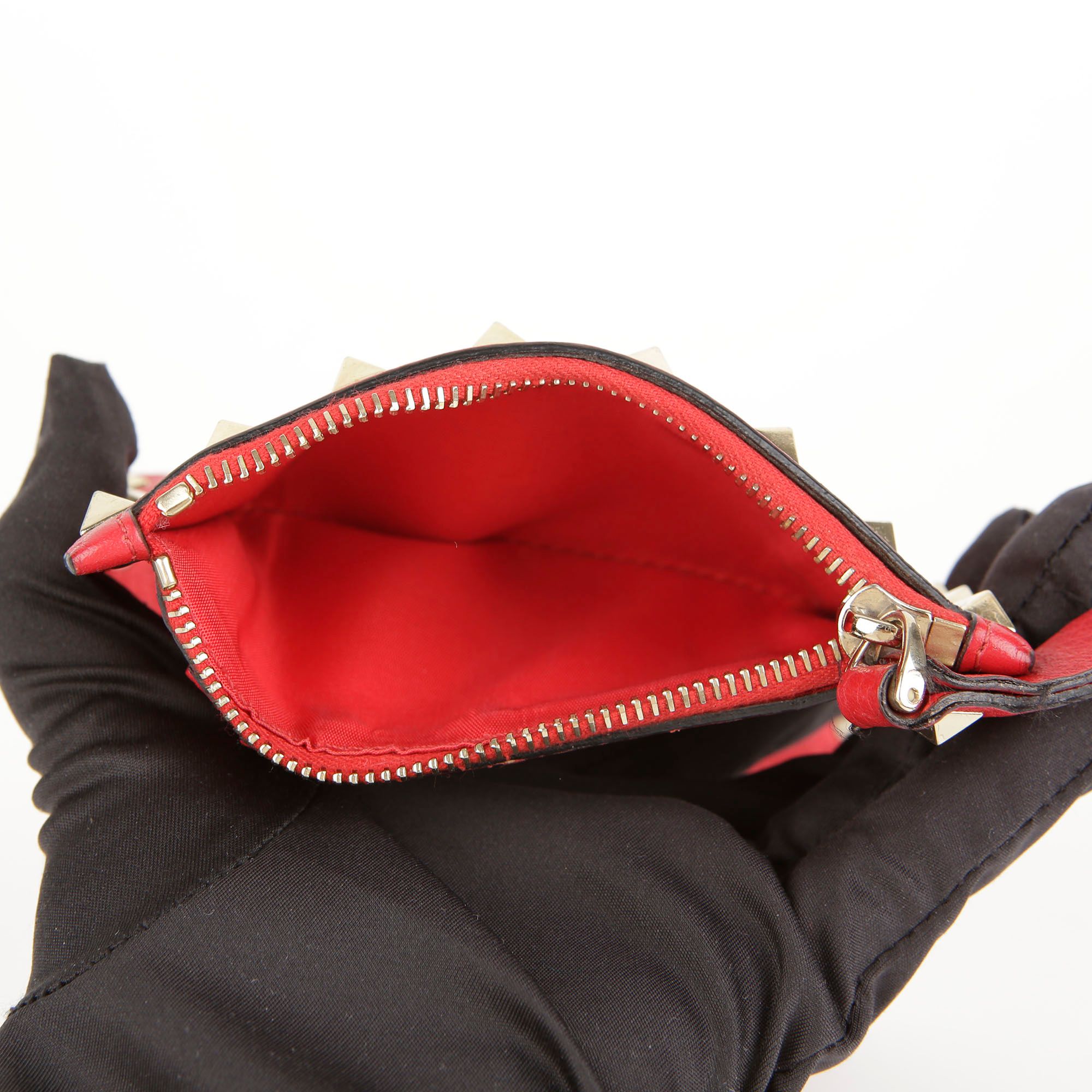 Valentino Red Leather Rockstud Zip Card Case Wallet 0605 Valentino Red Leather Rockstud Zip Card Case Wallet 0605