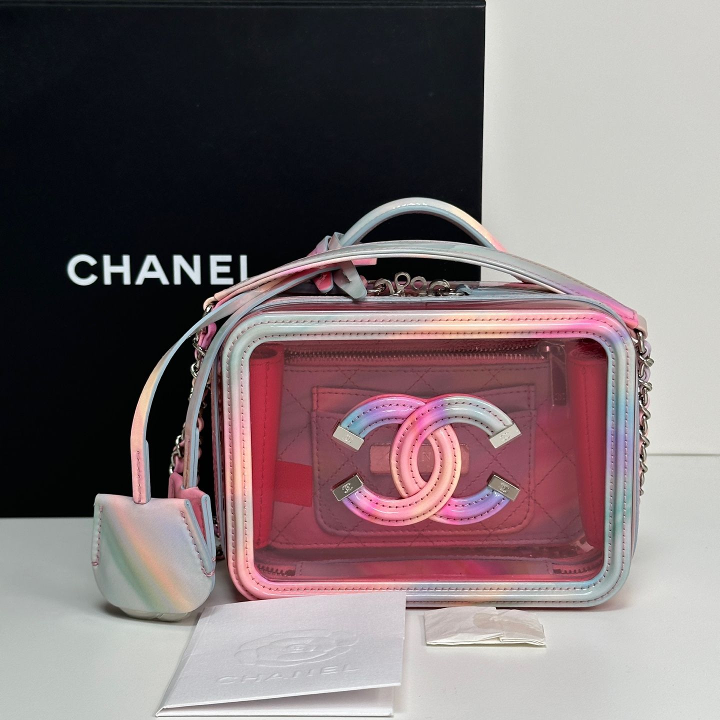 【CHANEL】Chanel 2-way tote★シャネル【ランク:A】 ①_qy3cXf2.JPG