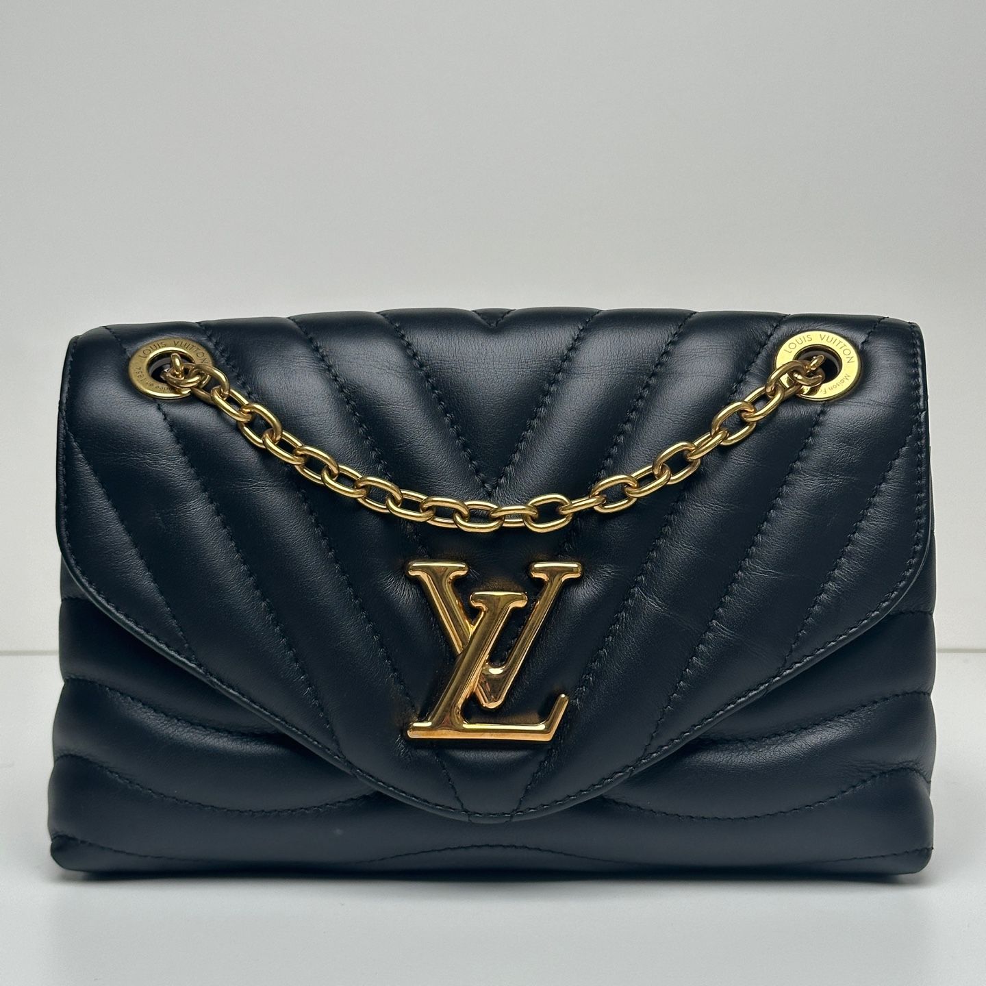 Louis Vuitton New Wave Chain Bag M58552 | eBay