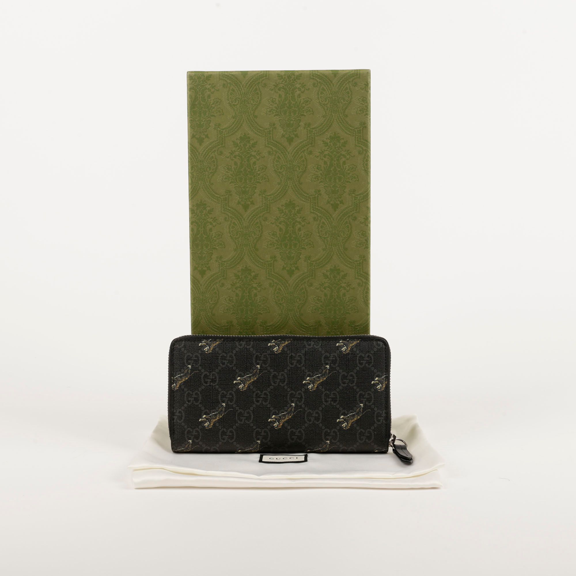 Gucci 575135 Tiger Printed Long Wallet 100812049 | eBay