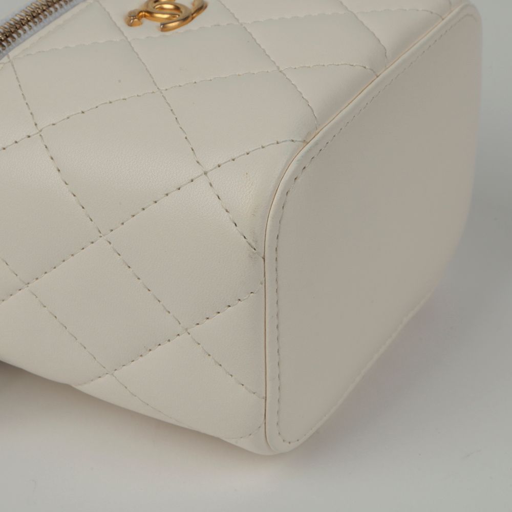 CHANEL Golden Ball Vanity Mini Shoulder Crossbody Bag AP1447