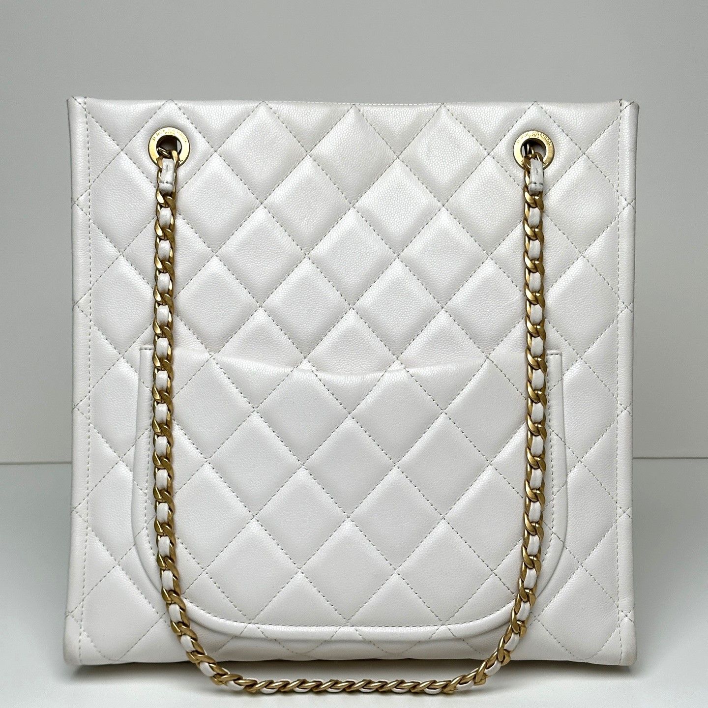 CHANEL Classic CC Logo Shopper Bag White 30 x 33 x 9 CHANEL Classic CC Logo Shopper Bag White 30 x 33 x 9