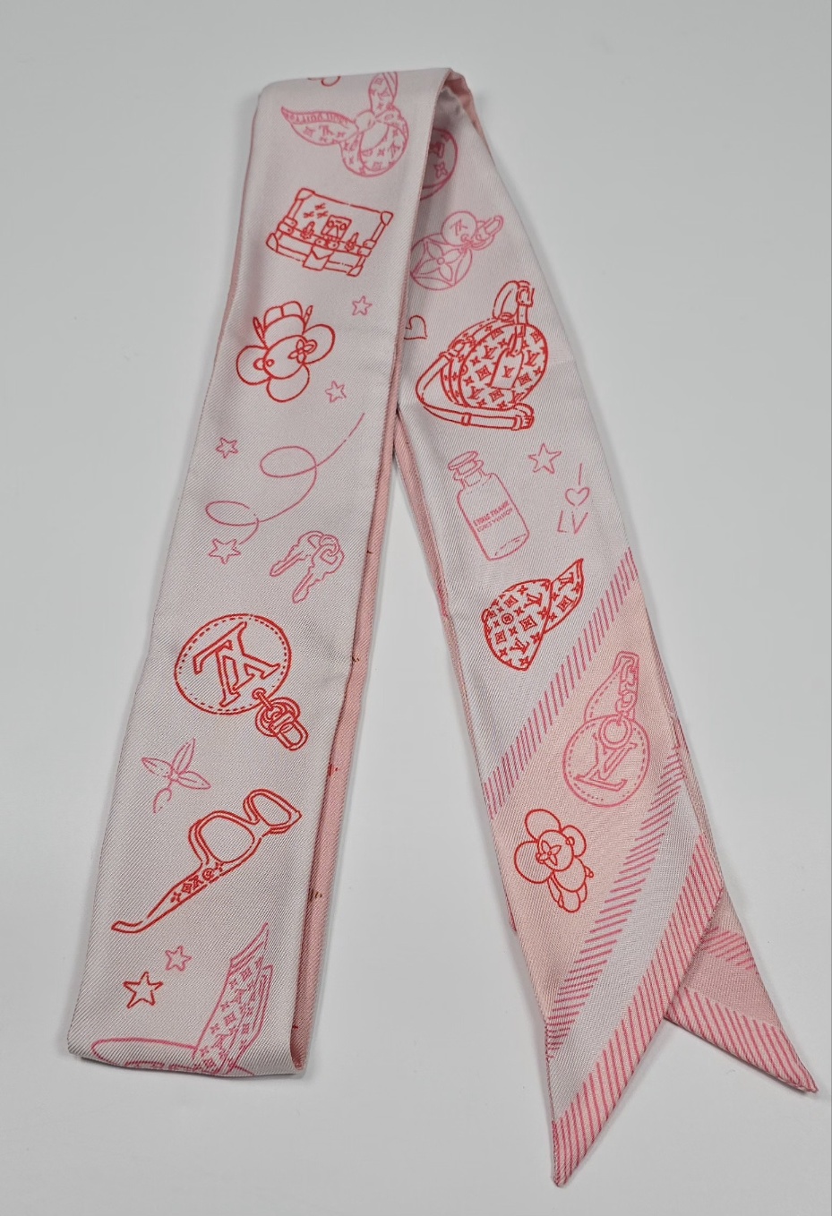 Louis Vuitton Wishlist Bandeau Light Pink 118 x 5 119261800