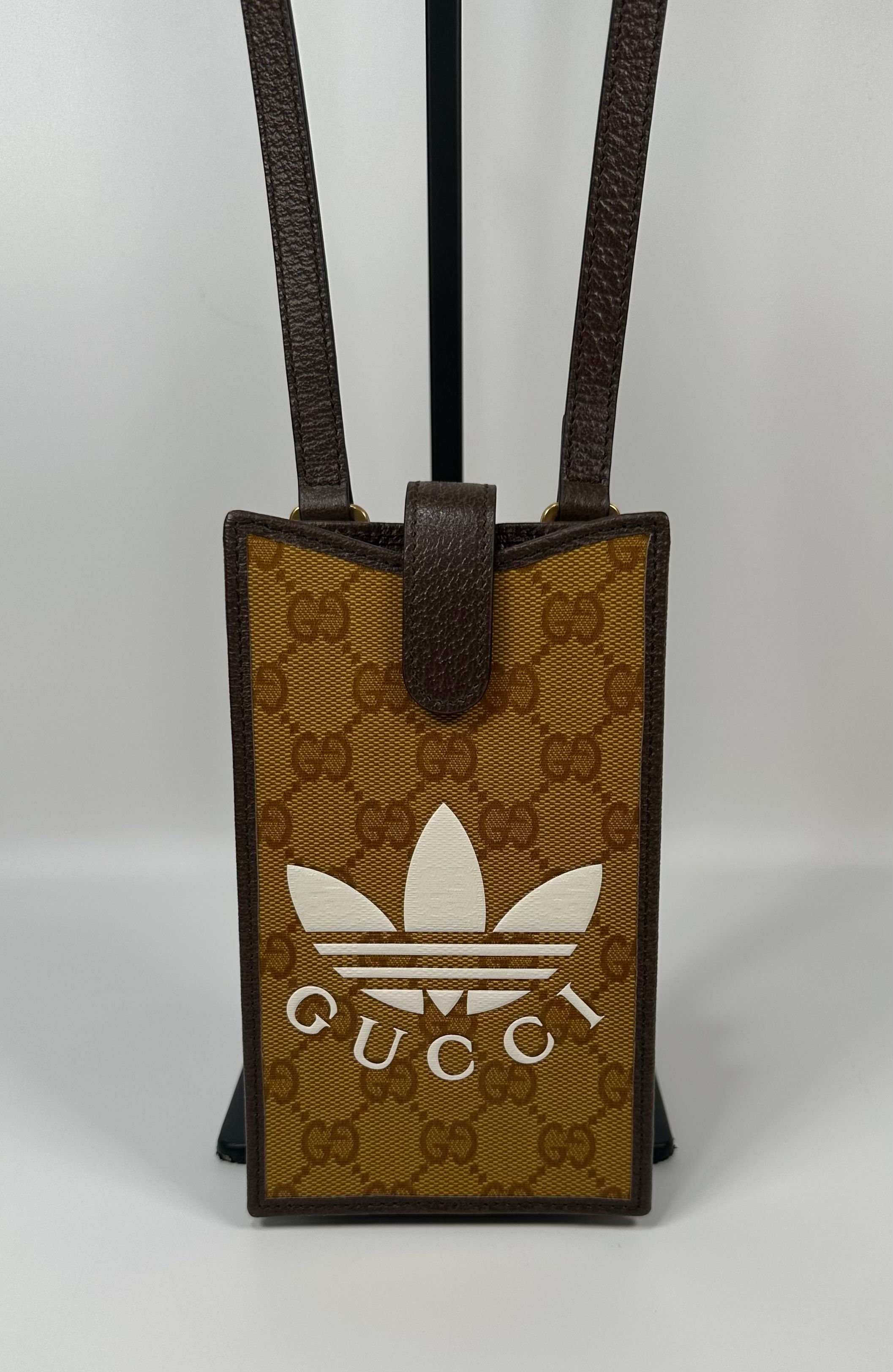 Gucci X Adidas Phone Case Mini Bag 123197997 | eBay Gucci X Adidas Phone Case Mini Bag 123197997 | eBay