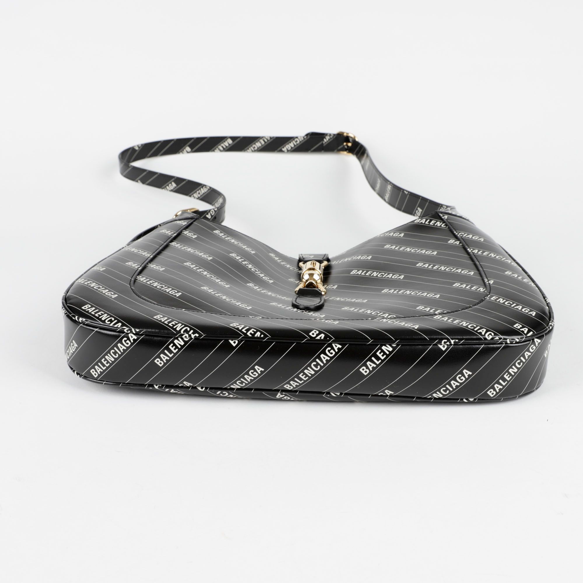 Gucci Jackie 1961 Hacker Project Medium Shoulder Bag 636712