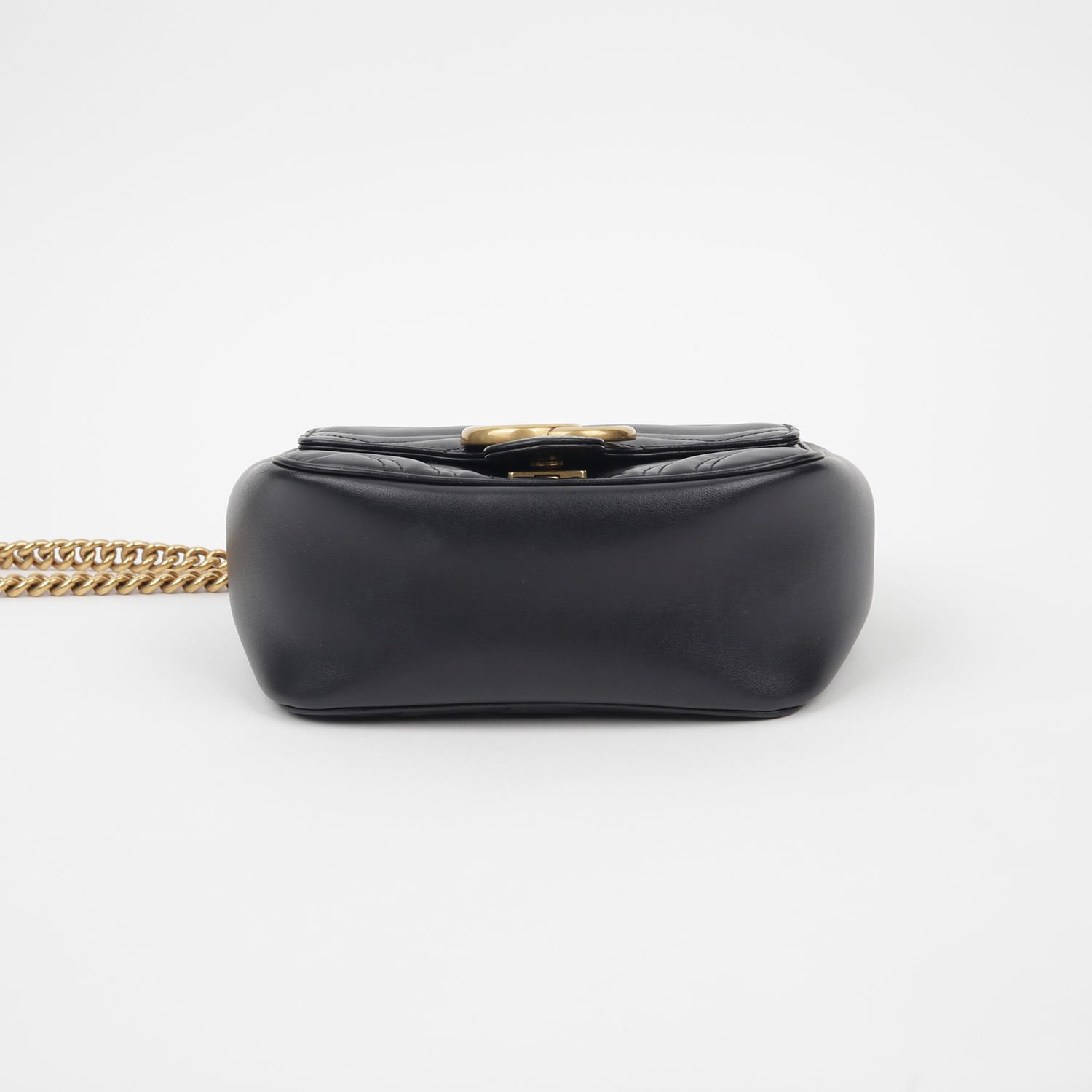 Gucci GG Marmont Matelassé Mini Crossbody Bag 739682