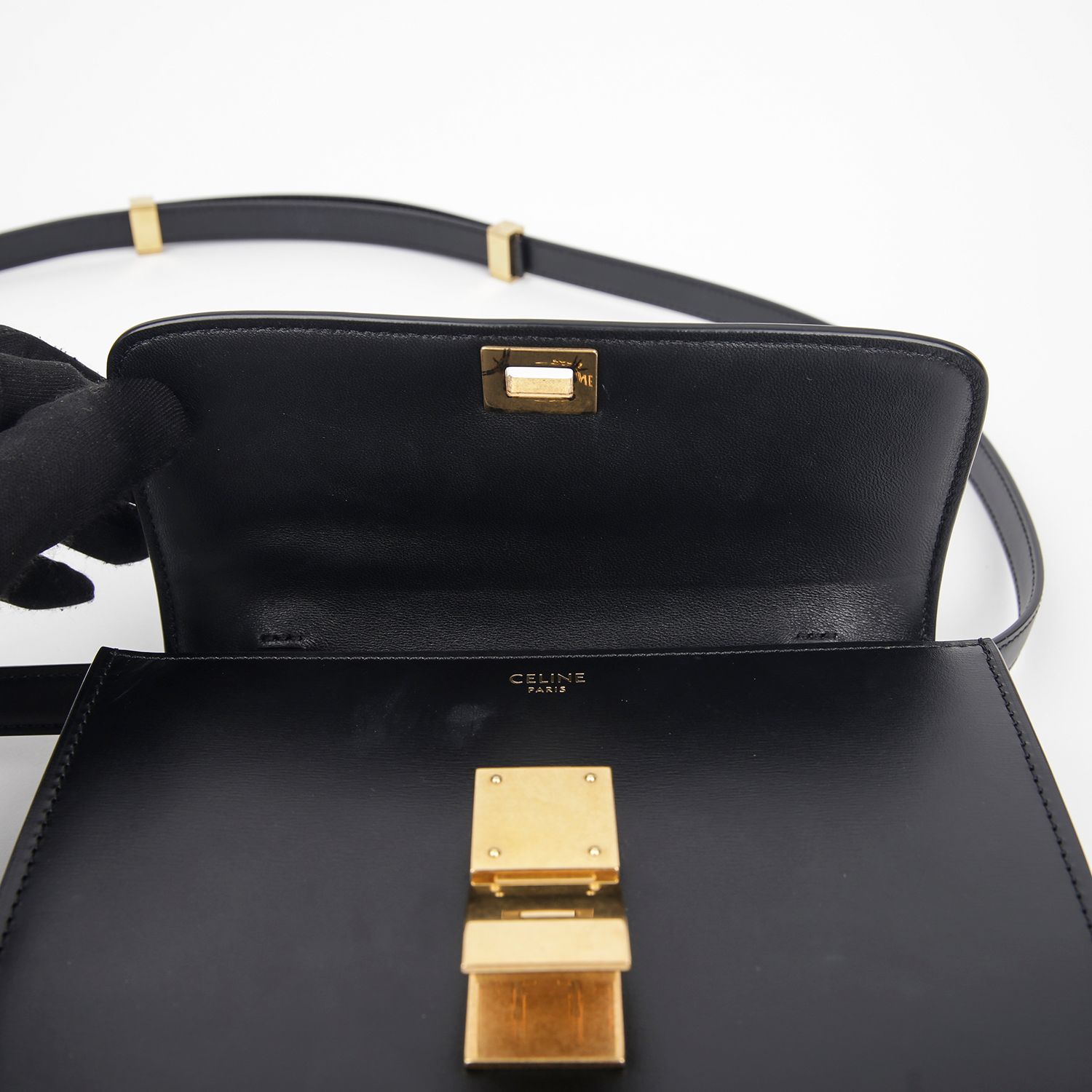 セリーヌ(CELINE)セリーヌ クラシックボックスミディアム