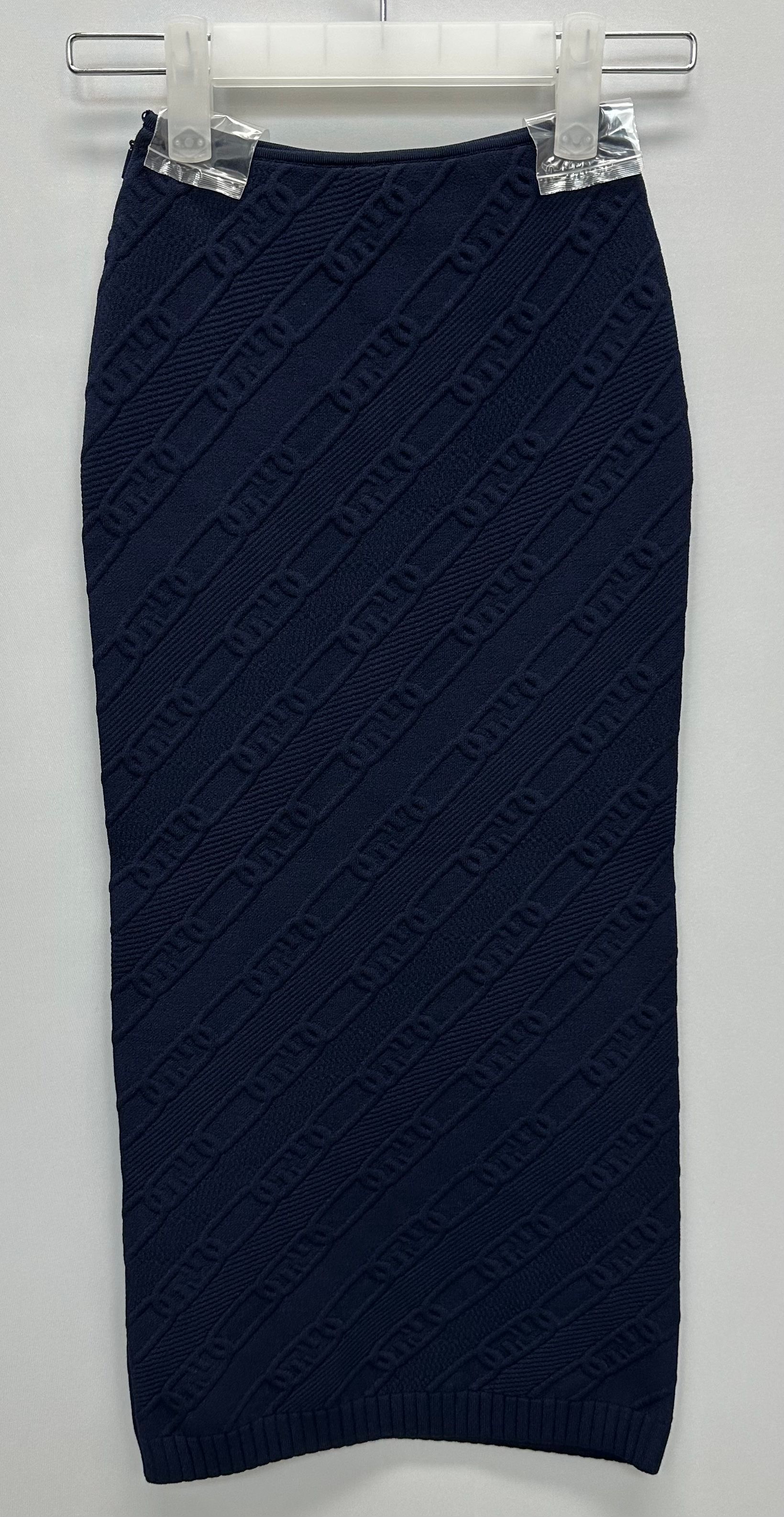 Fendi Fun Crop Knit and Long Skirt 36/23 126227845 | eBay Fendi Fun Crop Knit and Long Skirt 36/23 126227845 | eBay