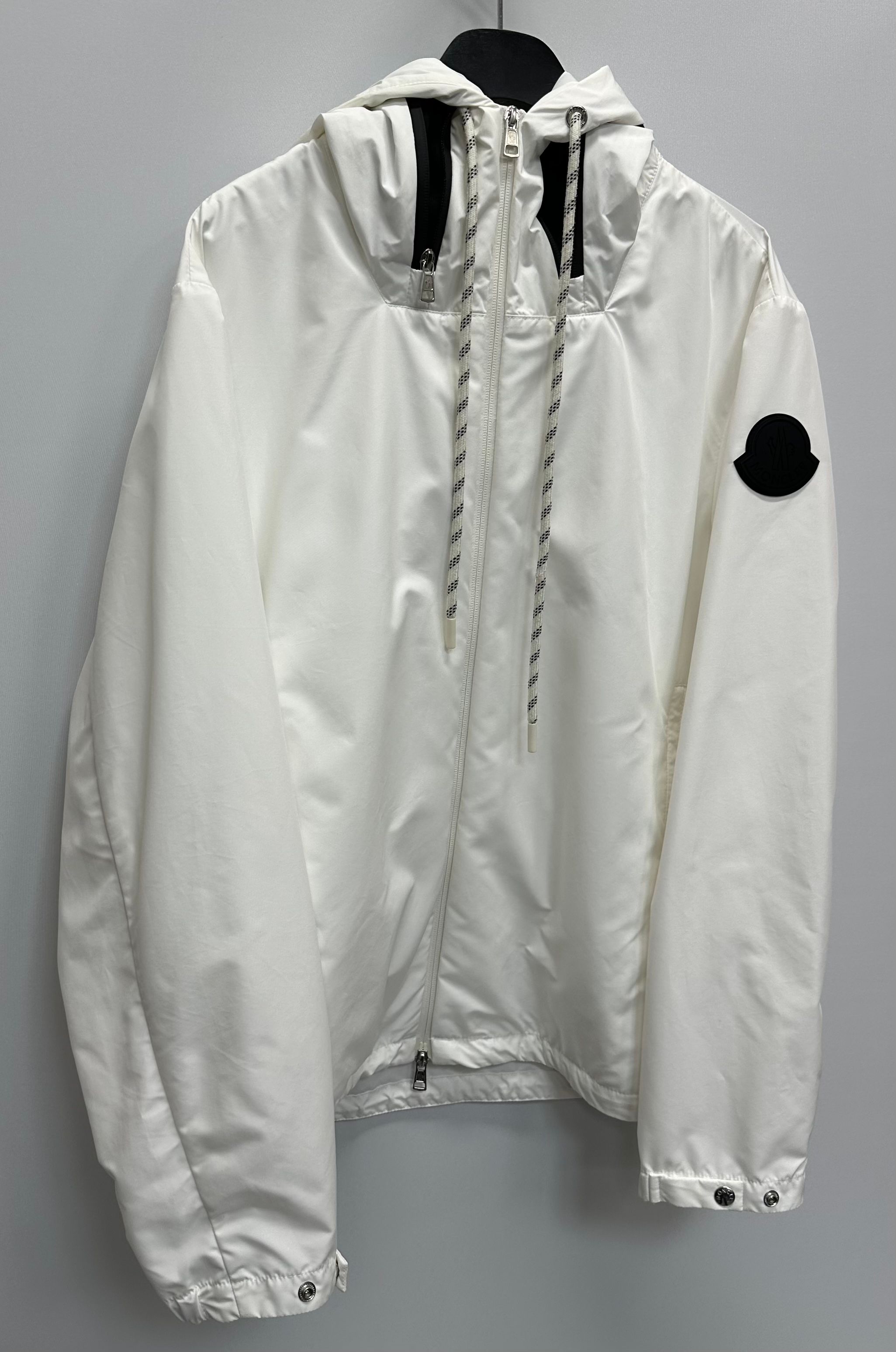 美品 V TWELVE LUX フード付きジャケット M
