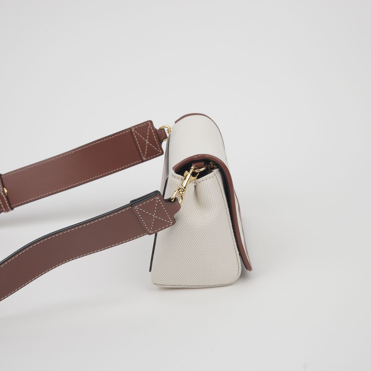 Burberry 8026608 HOSPEA Small Crossbody Bag 127287453 | eBay
