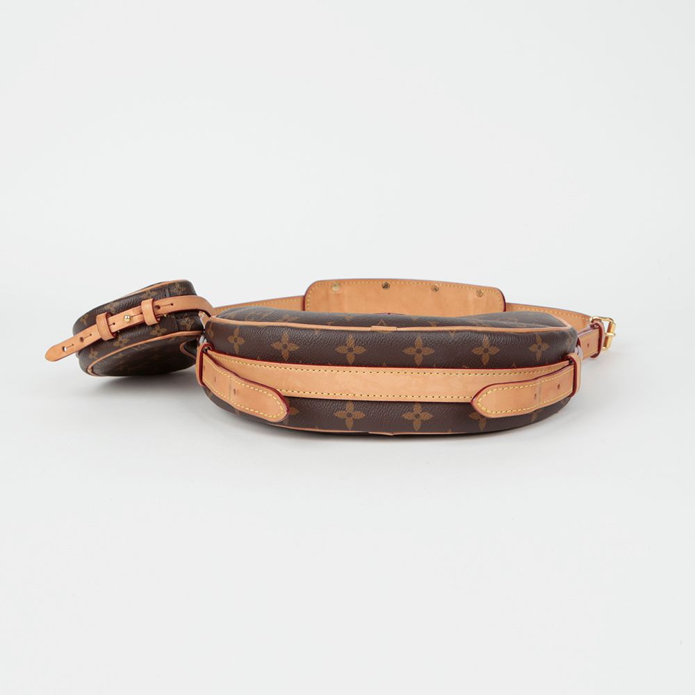 Louis Vuitton CROISSANT MM SHOULDER CROSSBODY BAG M46828