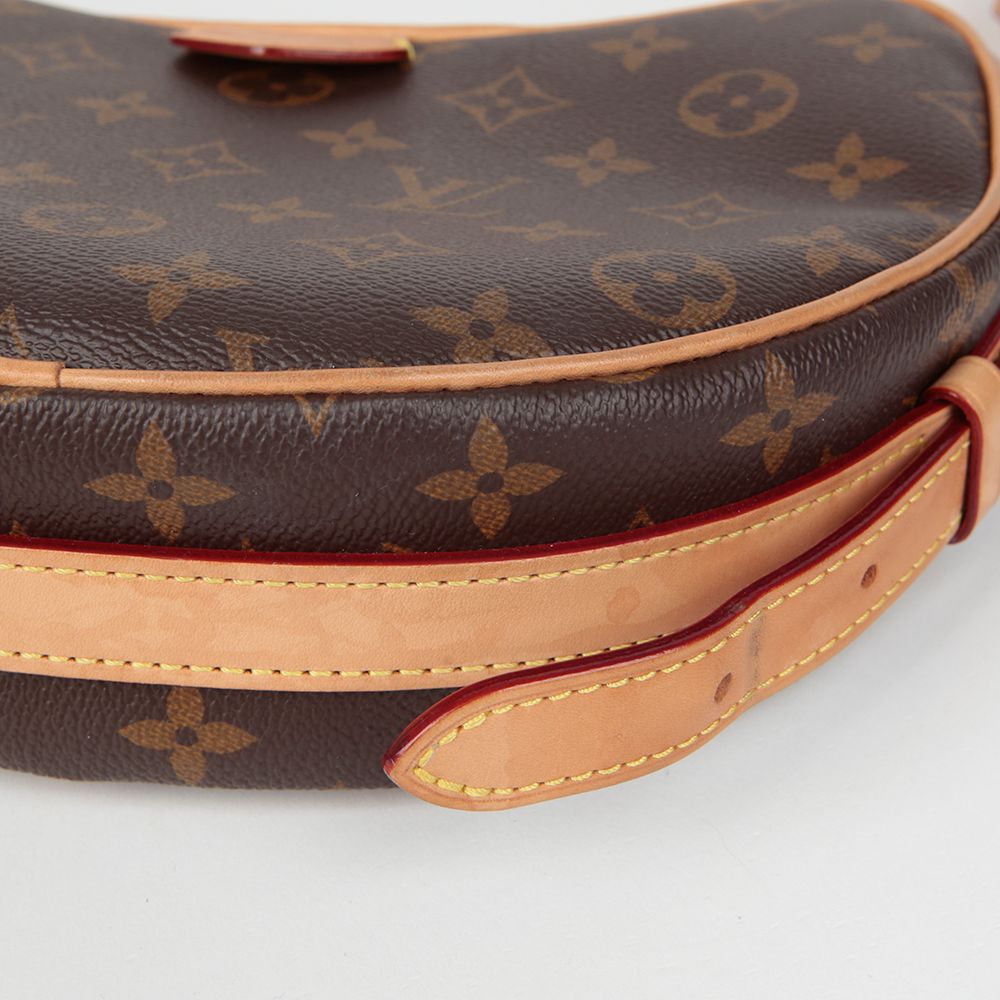 Louis Vuitton CROISSANT MM SHOULDER CROSSBODY BAG M46828