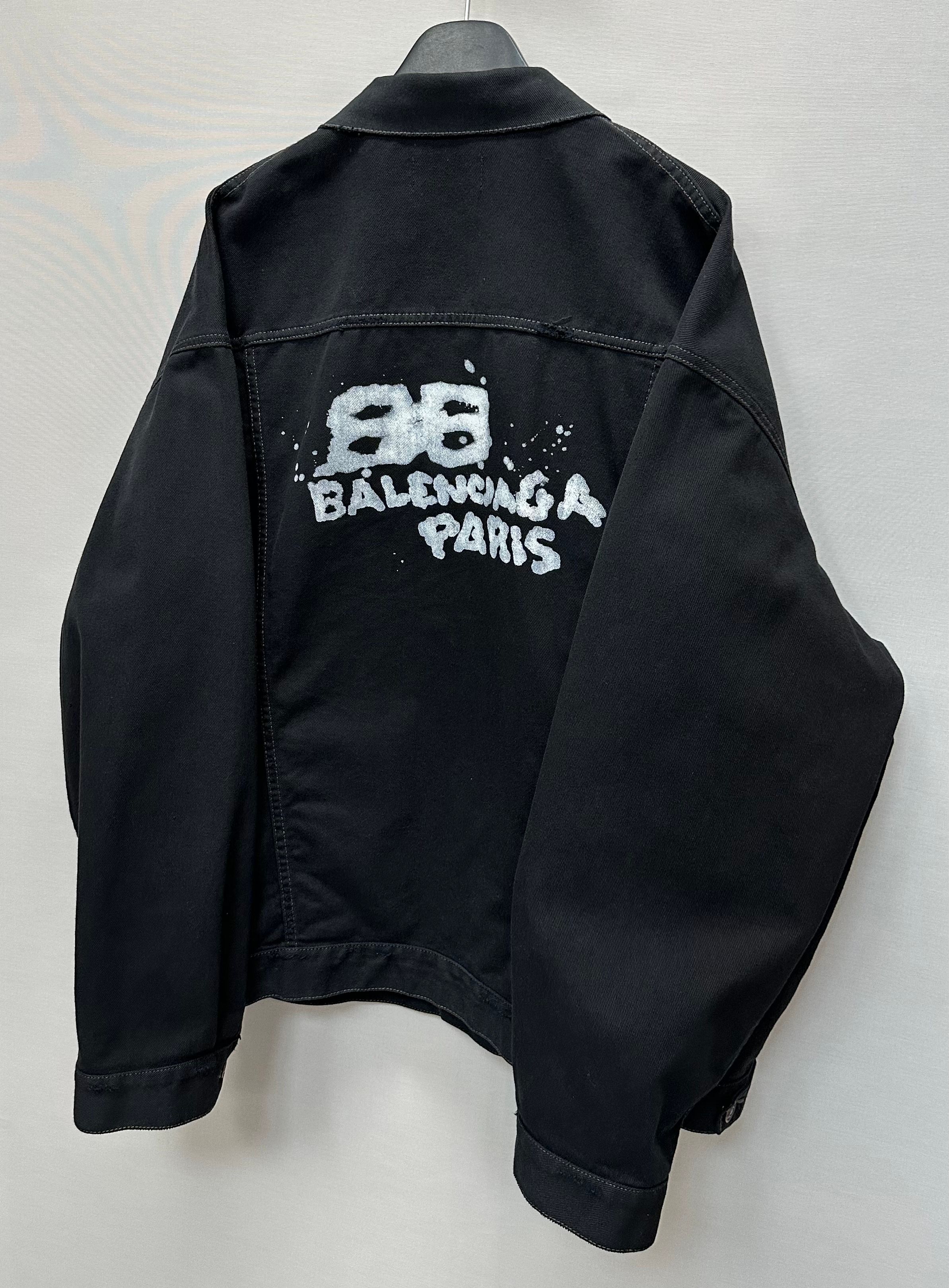 Balenciaga XXXL Hoodie Black メンズ - JP