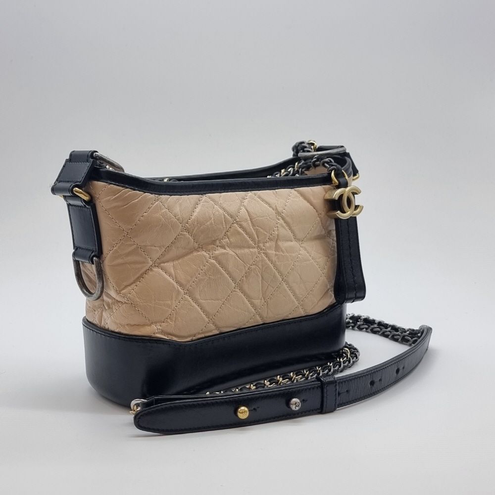 Chanel Gabrielle Hobo Small Beige - LOFT