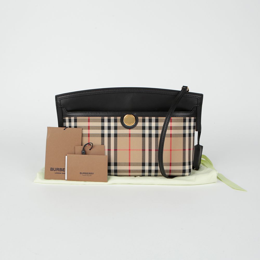 バーバリー BURBERRY ショルダーバッグ ローラ カメラバッグ