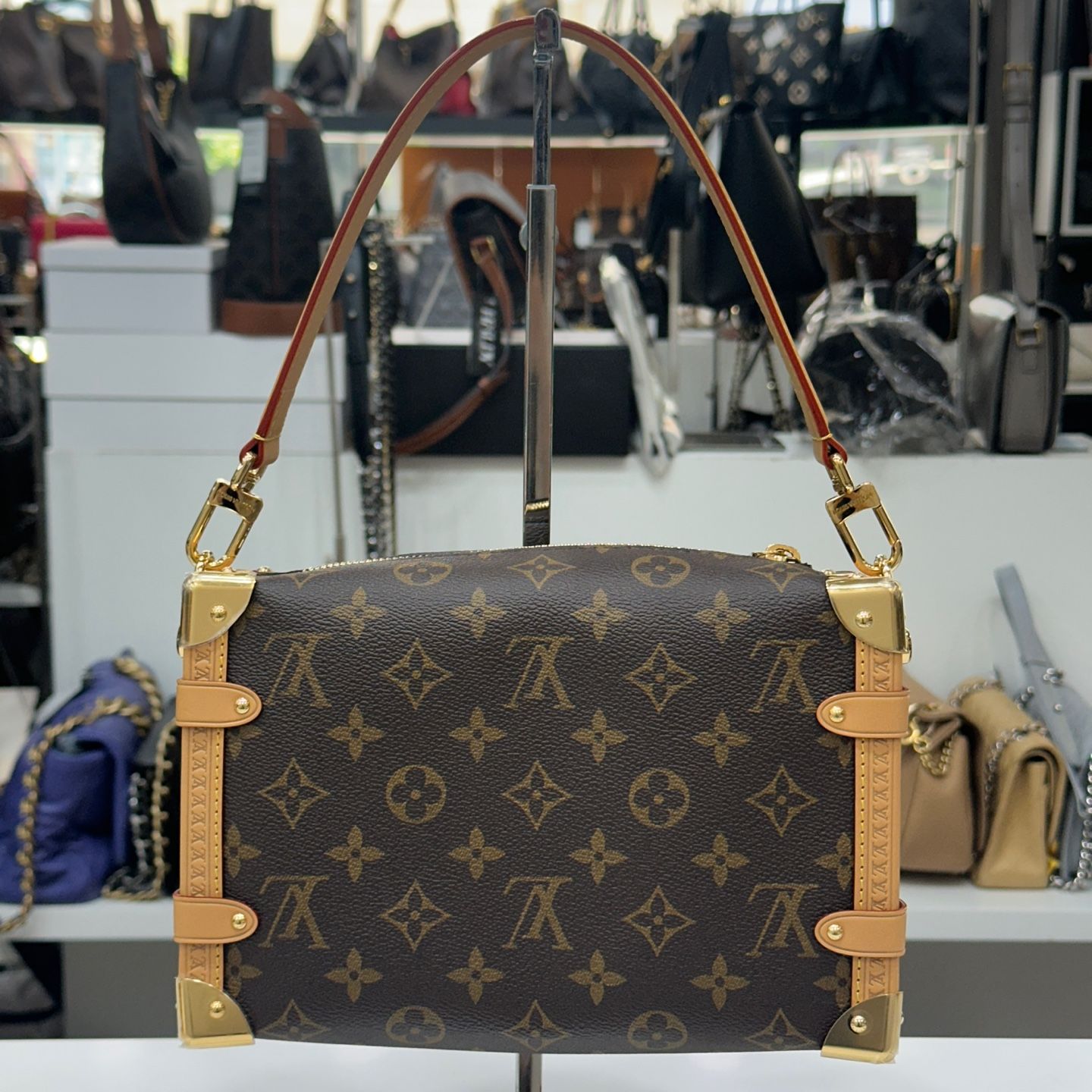 Louis Vuitton Monogram Side Trunk MM M46358 136215502 | eBay
