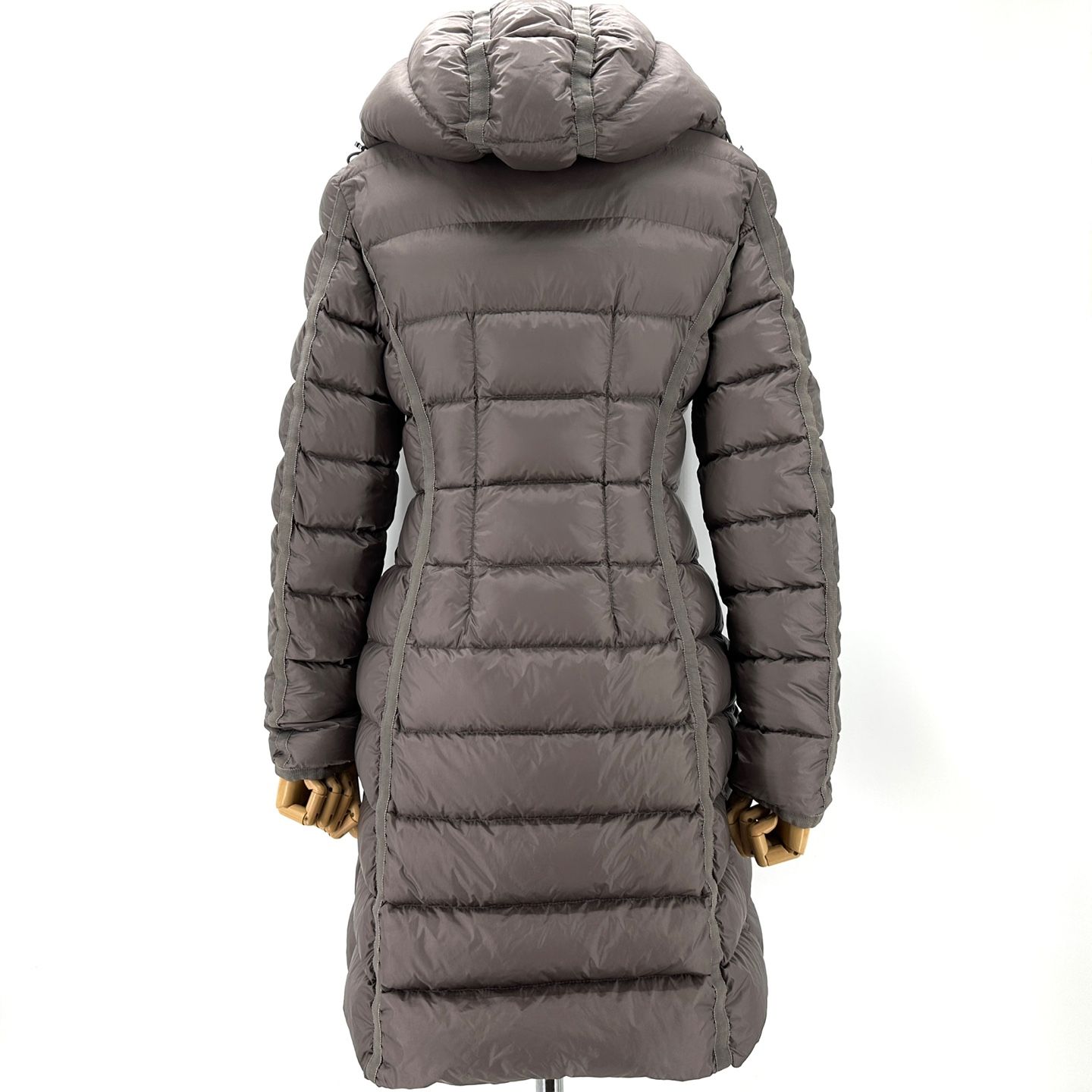 Moncler Hermine Women's Long Down Jacket 143738014 | eBay