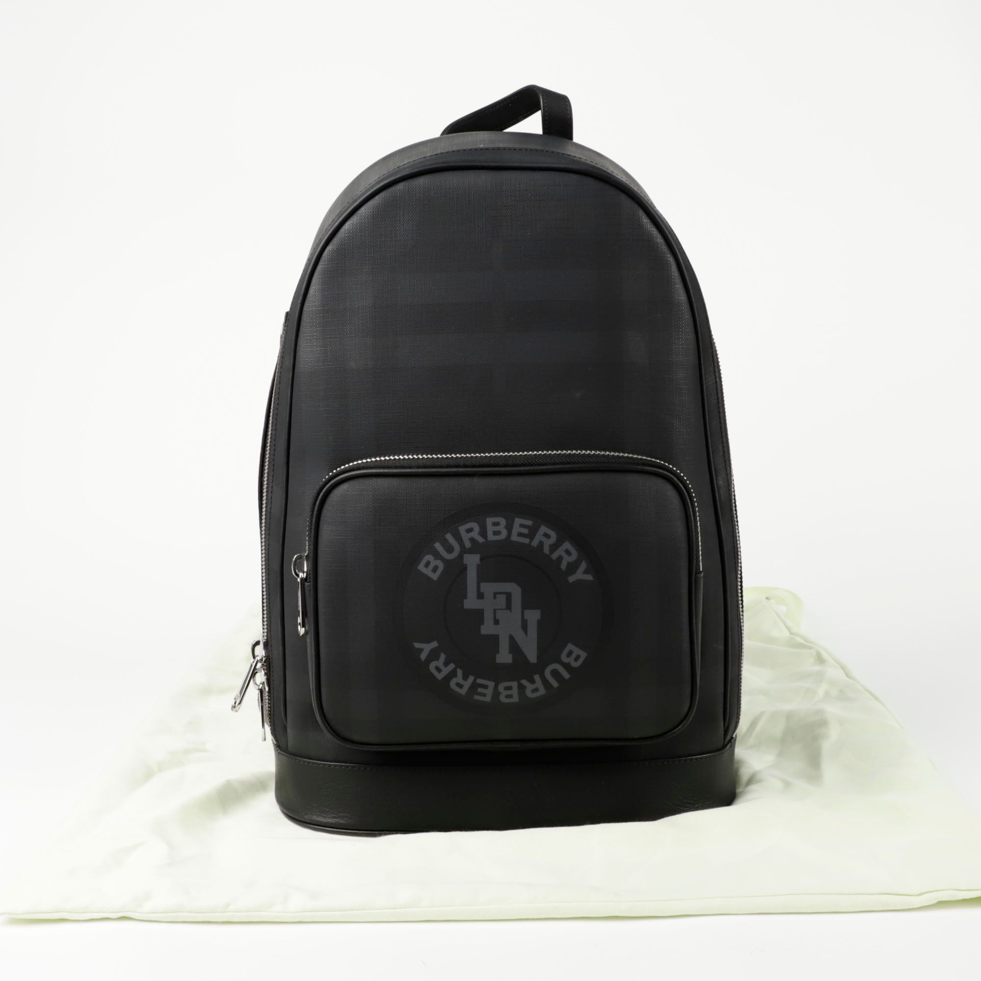 Burberry Black Backpack with White Lettering Burberry Medium Burgundy Econyl Nylon Rucksack Drawstring  main image 3