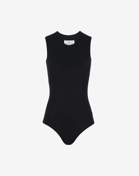 black sleeveless bodysuit