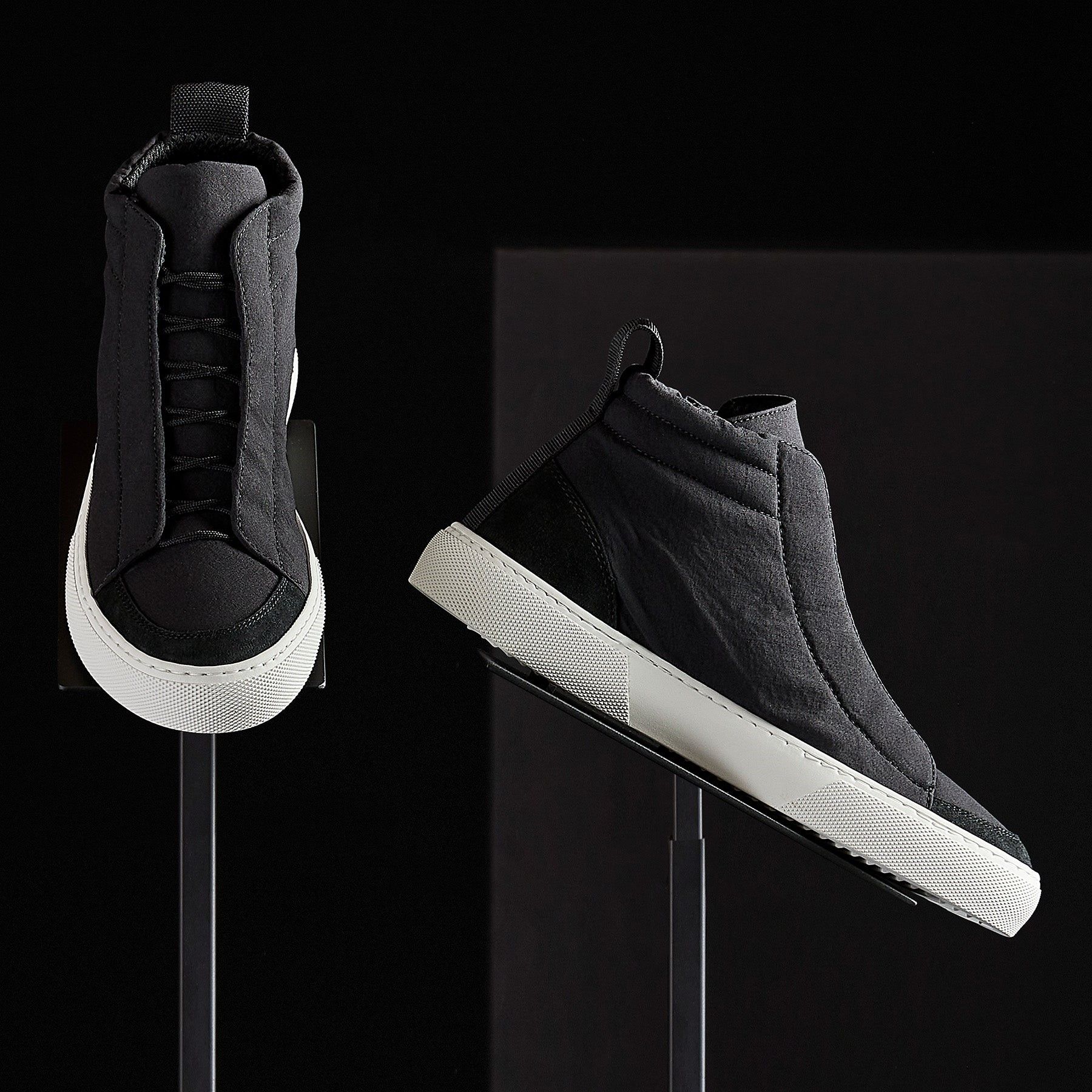 여성 하이 탑 스니커즈 올블랙 Women's Solstice High Top Skate Sneaker - Black/Black SWCMN8379 BLACK/BLACK