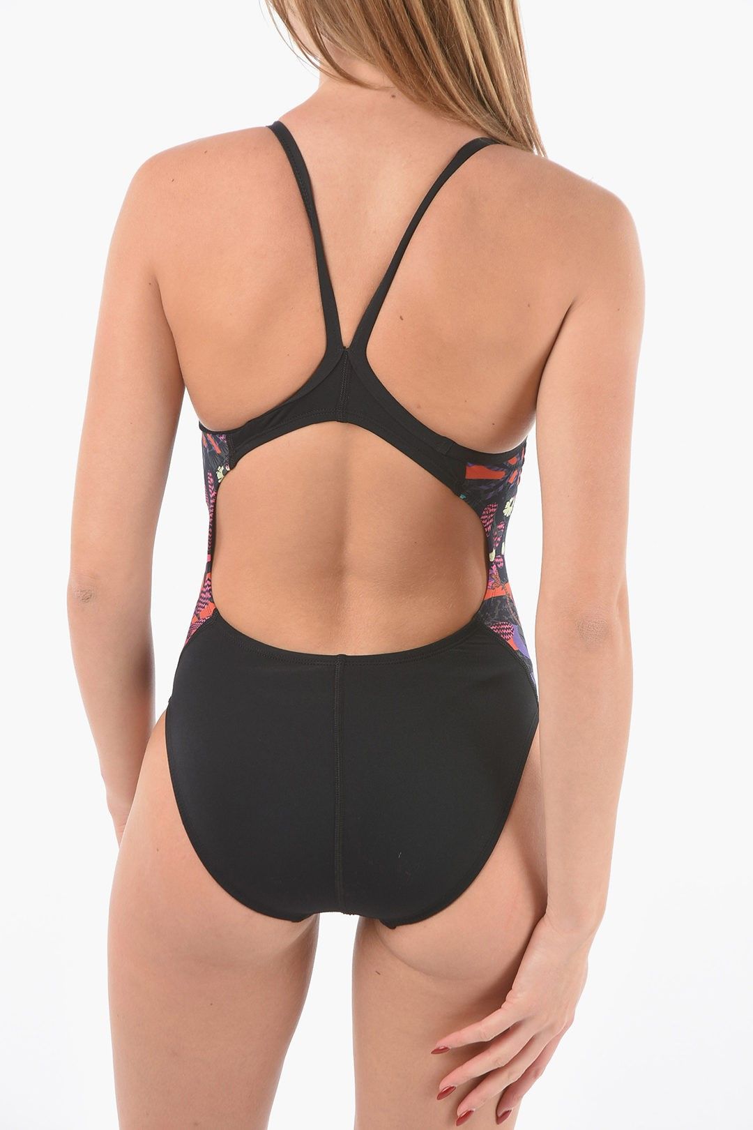 스윔 패턴 디테일 원 피스 수영복 SWIM Patterned Details One Piece Swimsuit 459771