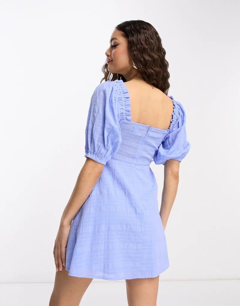 디자인 쁘띠 블루 ASOS Design Petite   Minikleid mit Knoten vorne aus kariertem Noppenstoff in Blau 204399326Kornblumenblau