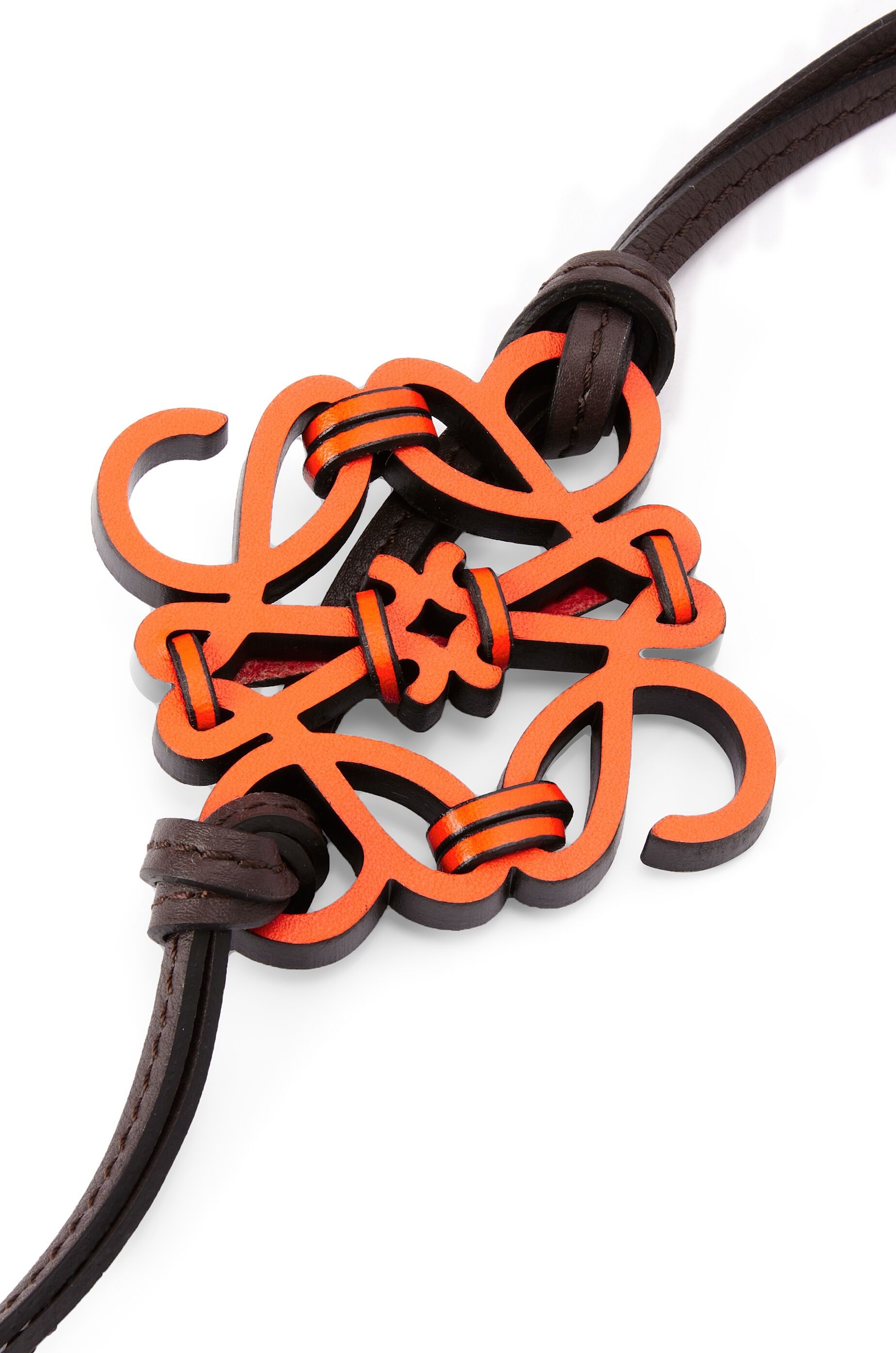 아나그램 참 카프스킨 Knotted Anagram charm in calfskin C621232XB2 Orange