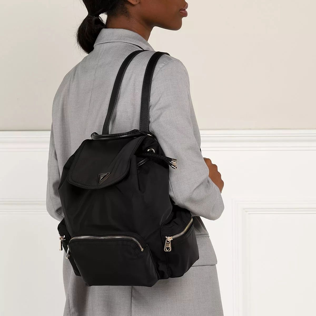 백팩 블랙 럭색 Guess Eco Gemma Backpack Black                        Rucksack A0180233