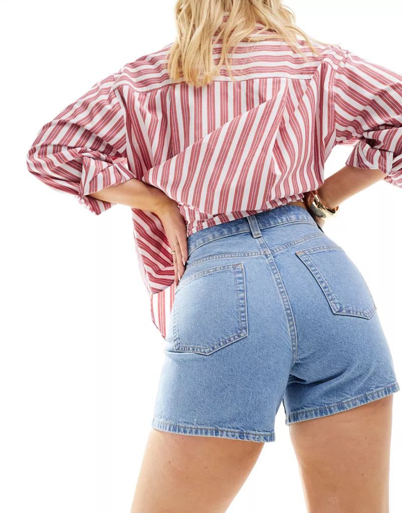 아워글래스 라이트 블루 Hourglass   Dad-Jeans-Shorts in verwaschenem Hellblau 205470435BLAU